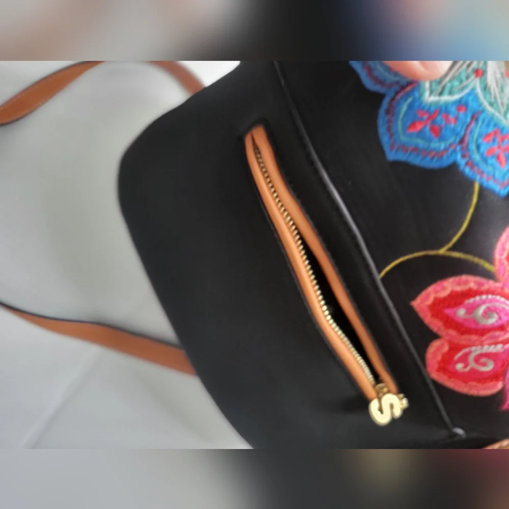 Desigual Embroidered Floral Black Crossbody Bag - Picture 16 of 16